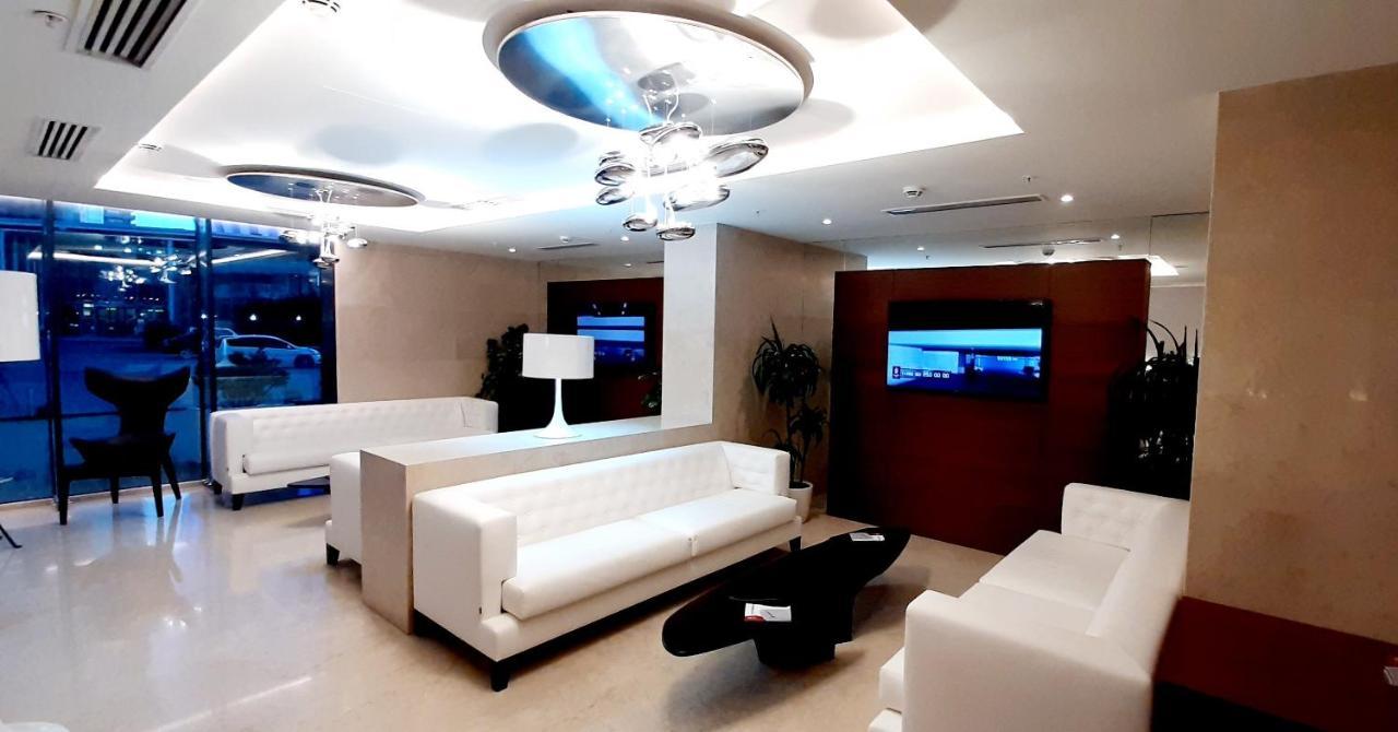 Alliance Palace Sea View Apartment Батуми Екстериор снимка